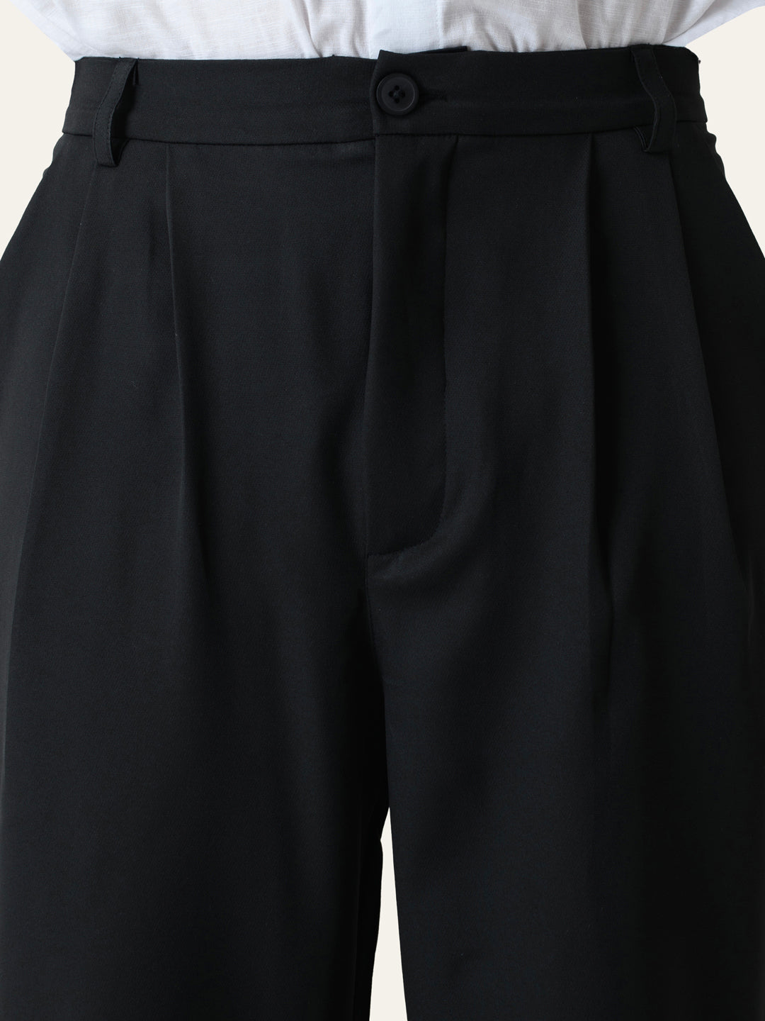 Black Solid Pleated Korean Pant
