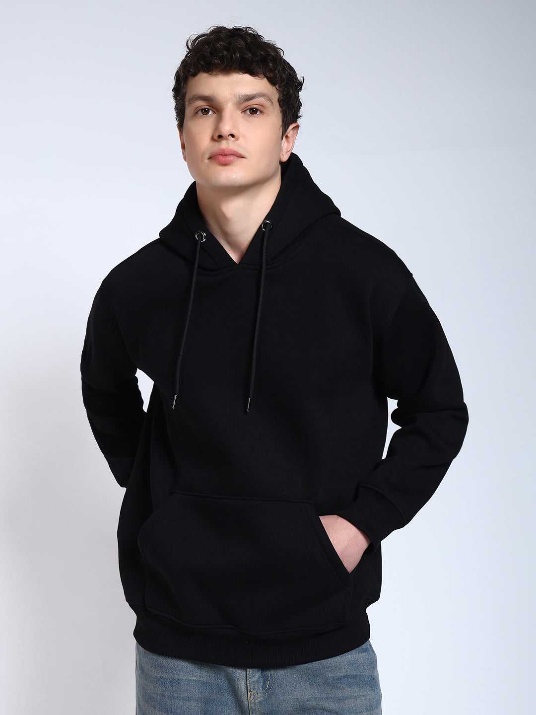 Black Solid Regular Fit Hoodie Sweatshirt
