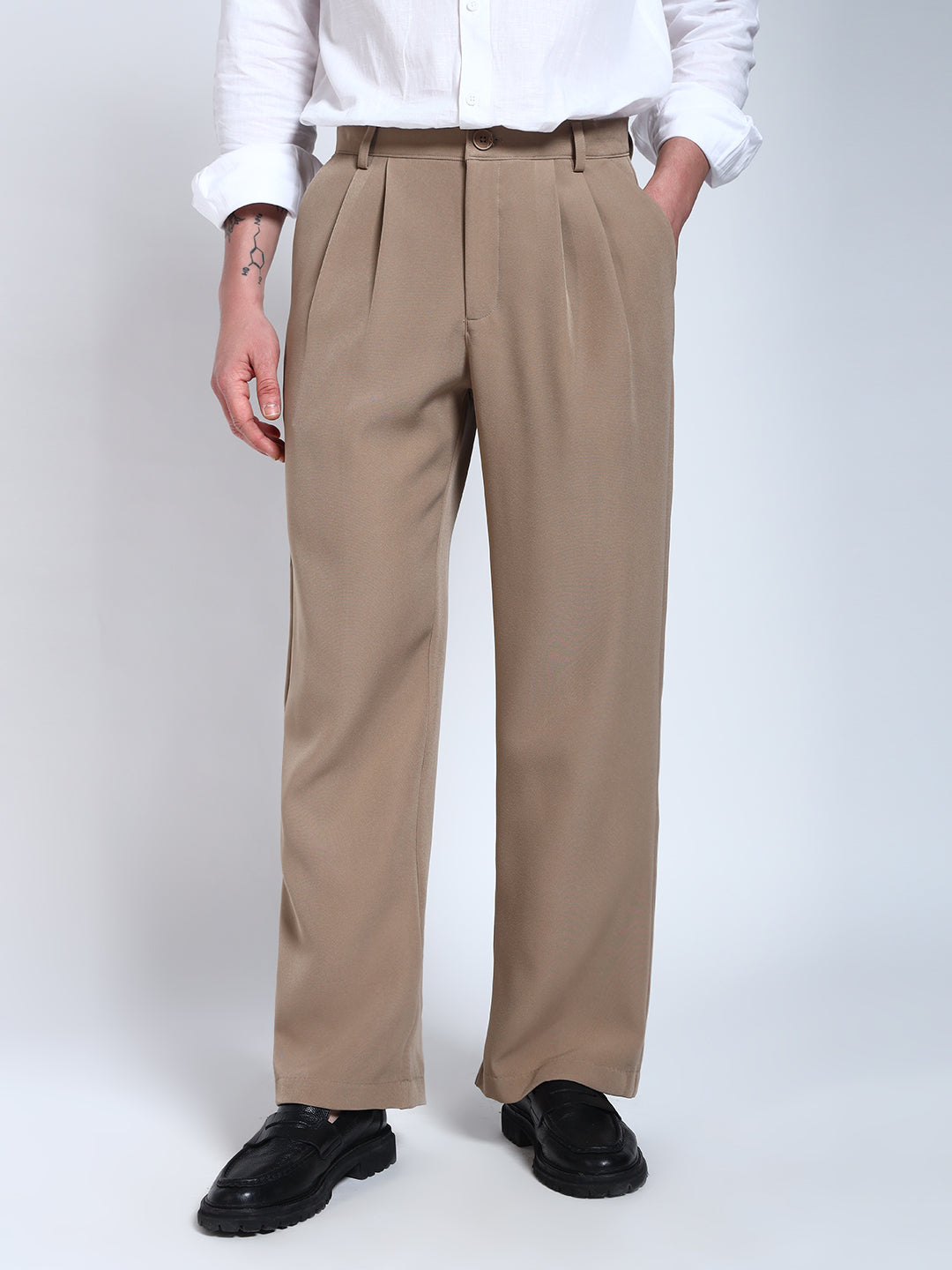 Fawn Solid Pleated Korean Pants