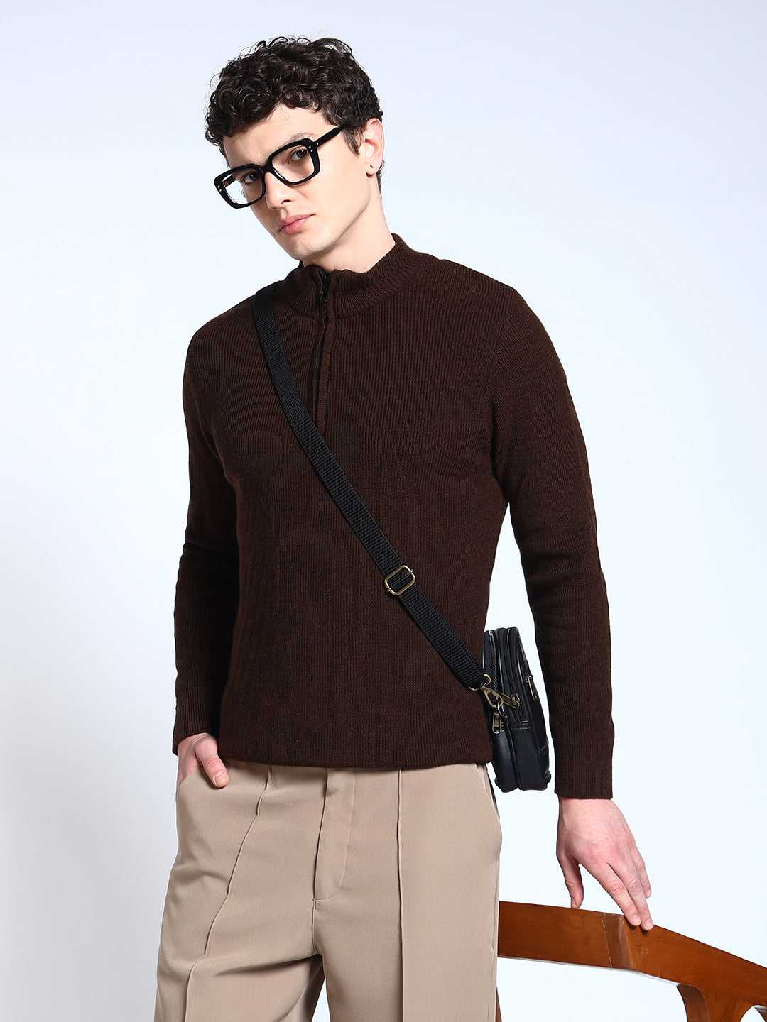 Brown Solid Ribbed Zip-Top Pullover-Sweater