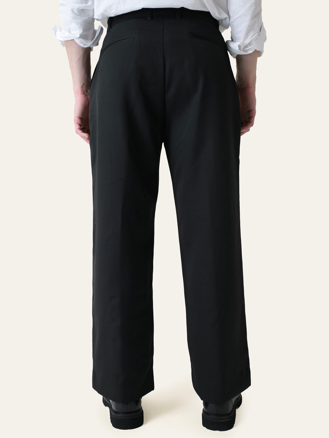 Black Solid Pintuck Korean Pants