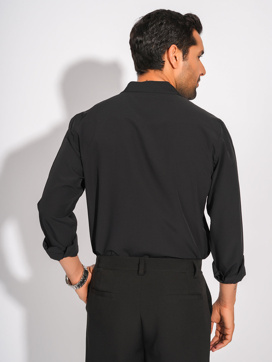 Black Solid Party Wear Slim Fit Shirt With Tie