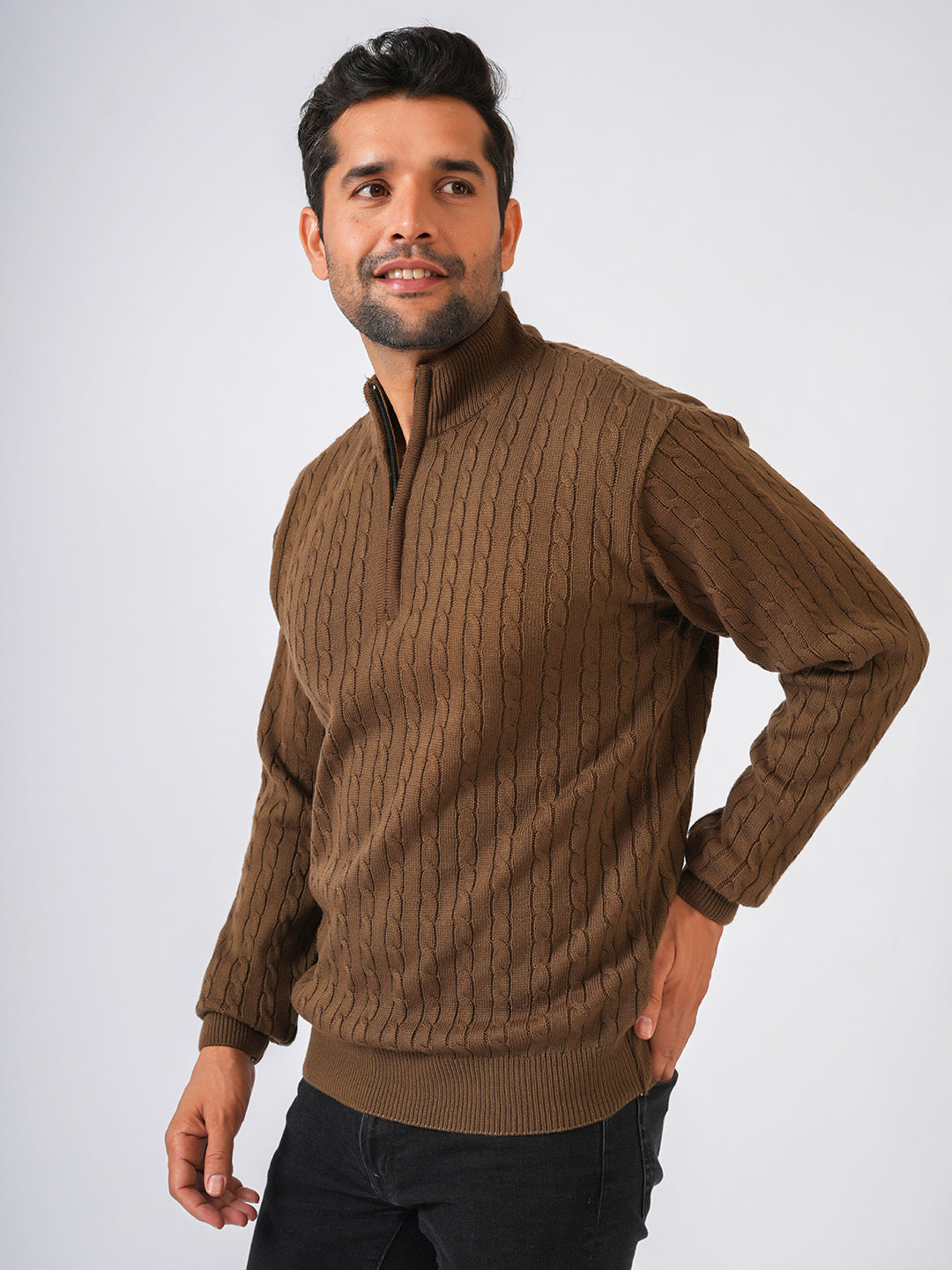 Brown Solid Ribbed Zip-Top Pullover-Sweater